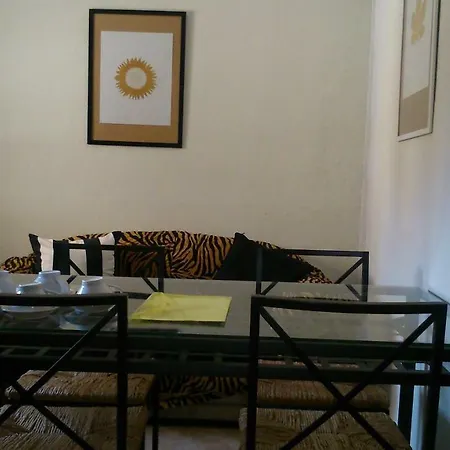 Prime Location Bright Center Super 5g Wifi 200mbps With32